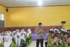 Cegah Perundungan, Polsek Buay Pemaca Edukasi Ratusan Siswa 