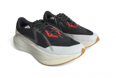 Lari 10K di Cuaca Panas? Ini Sepatu Lokal Murah yang Nyaman Dipakai Race