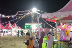 Cegah Gangguan Kamtibmas, Personel Polsek Simpang Patroli Pasar Malam