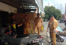 Tertibkan Kota, Camat Muaradua Sosialisasi ke PKL yang Berjualan di Trotoar