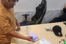 Tim IT Ditresnarkoba Polda Sumsel Lacak Kurir Bus dari Medan