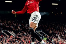 Comeback Dramatis! Manchester United Tembus Tiga Besar