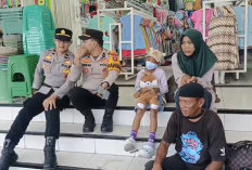 Demi Pulang Kampung, Keluarga Ini Jalan Kaki 3 Bulan dari Surabaya ke Muba